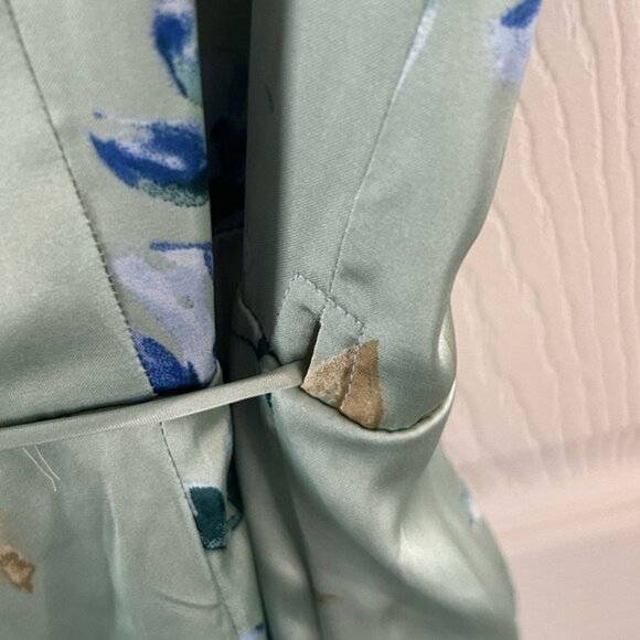 Bohme Floral Wrap Dress NWT Sz Medium Blue & Green - Picture 12 of 16